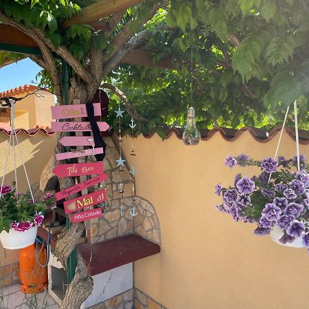 Holiday Home "Mala Kuca " With Heated Pool Pula Dış mekan fotoğraf